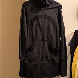 Lululemon jacket size 10